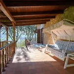 Vakantiehuis 4 Bedroom In *