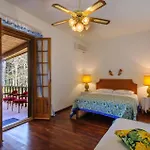 4 Bedroom In *