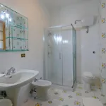 4 Bedroom In *