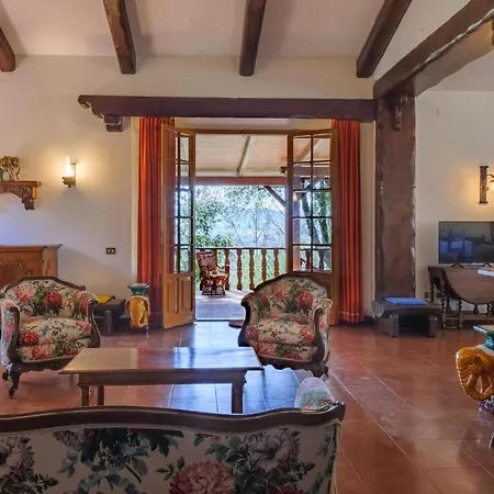 Casa vacanze 4 Bedroom In Pergola