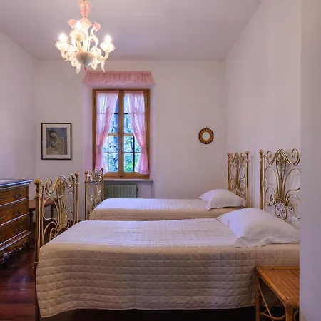 4 Bedroom Pet Friendly In