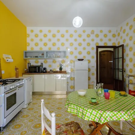 4 Bedroom In * Pergola