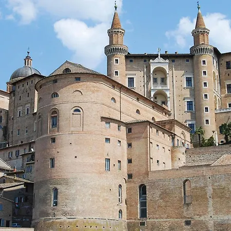 Сasa de vacaciones 4 Bedroom In *