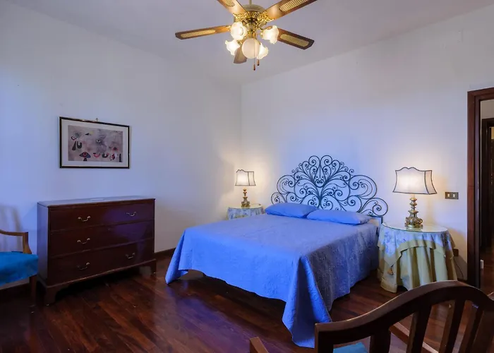 4 Bedroom In *