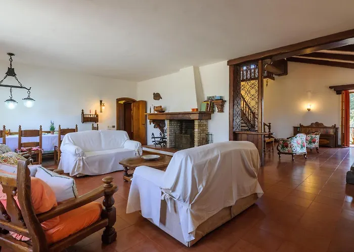 4 Bedroom In * Pergola