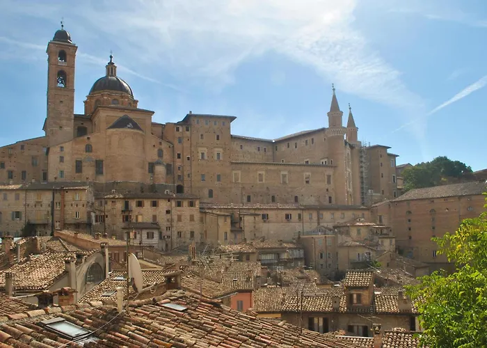 4 Bedroom In Pergola